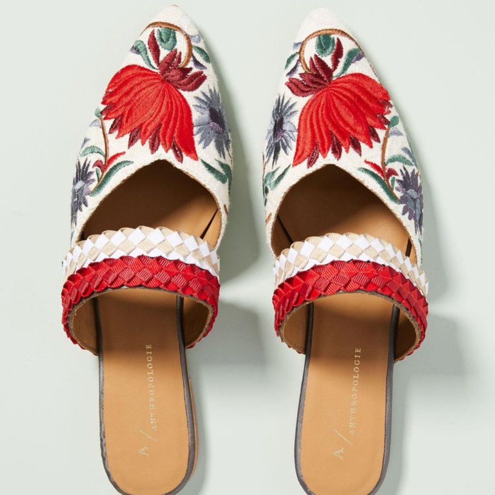BNIB Anthropologie Paz Floral Embroidered Slides - Picture 2 of 7